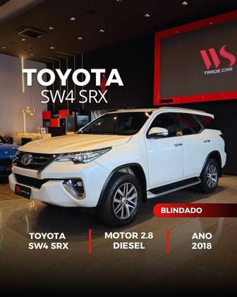 TOYOTA HILUX SW4 2.8 SRX 4X4 7 LUGARES 16V TURBO INTERCOOLER DIESEL 4P AUTOMÁTICO